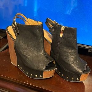 Chinese Laundry size 7 1/2